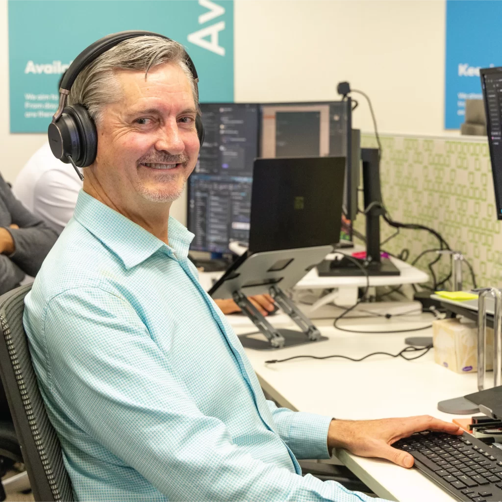 IT service desk specialist